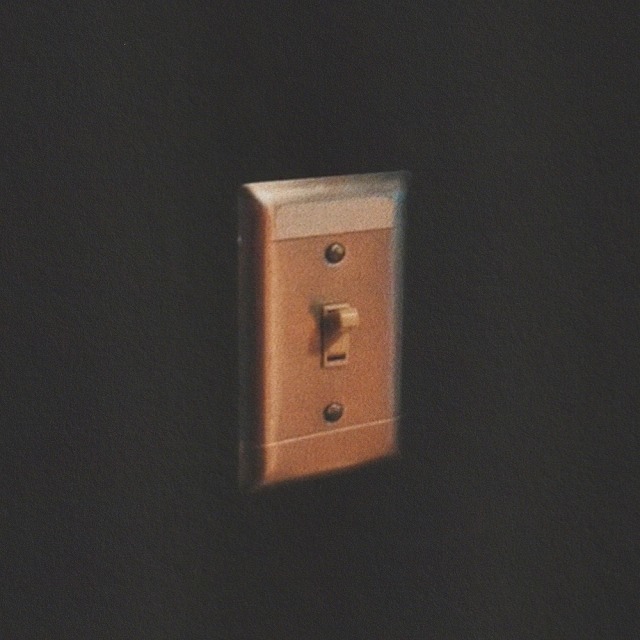 Charlie puth  light switch  single artwork