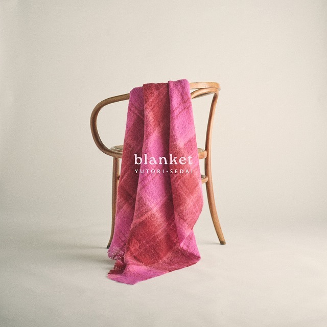 Blanket small