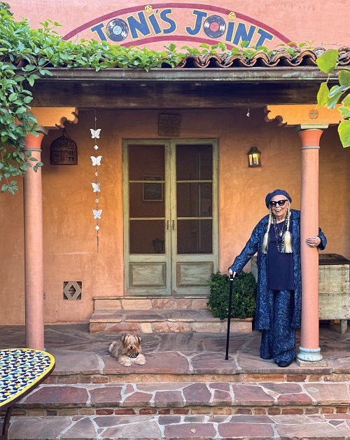 ジョニ・ミッチェル、ジャズへの愛と敬意が詰まったコンピレーション